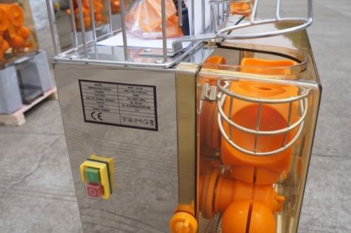 A máquina alaranjada do Juicer da grande romã de aço inoxidável, barra auto Juicers alaranjados da imprensa