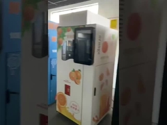 Máquina de venda automática de laranja do supermercado